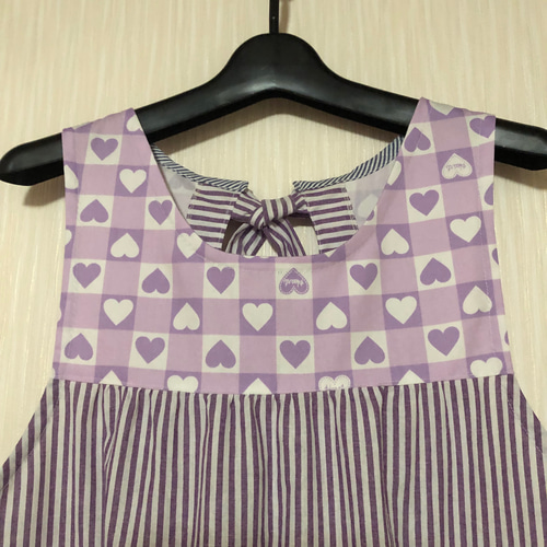 ハンドメイド　エプロン　保育士　介護士　専用 ハンドメイドエプロン 保育士 介護士 キッチン - メルカリ