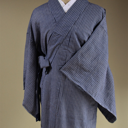 ◇かんたん着物◇型染浴衣 濃紺の縞がさっぱりと大人シンプル 袖