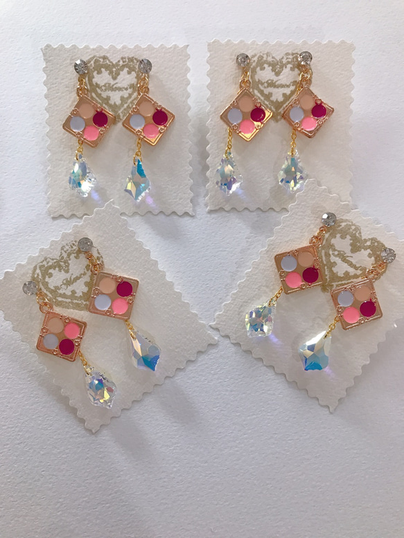 makeup pallet pierce♡コスメモチーフのピアス♡女心アイテムアクセサリー♡ 3枚目の画像