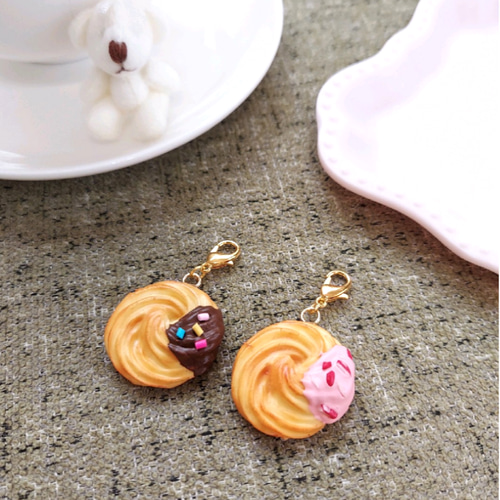 Ryuusa☆クッキー＆シュークリームチャーム☆フェイクスイーツ Ryuusa