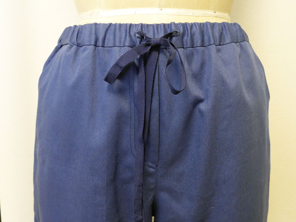 裾織り上げスリムパンツ　トゥルーブルー（受注生産） 11枚目の画像