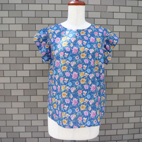 【18日までお値下げ】コットンシュリンクフリルハーフスリーブブラウスIENA38 18日までお値下げ】コットンシュリンクフリルハーフスリーブブラウスIENA38