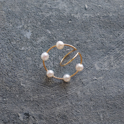 14kgf Freshwater Pearls station ear cuffs 6枚目の画像