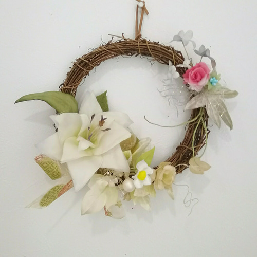 布花　リース　絹 布花リース (シックなクレマチスリース) | 癒花-Yurarika-