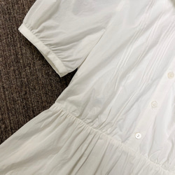 白色荷葉領連衣裙|洋裝|夏款|Sora-944 第20張的照片