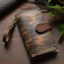 iphone全機種対応】迷彩柄革レザー手帳型iphoneケース ○イニシャル