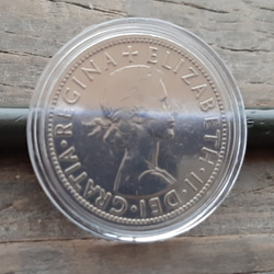イギリス 英国 古銭 エリザベス2nd　 ハーフ クラウン コイン 1956年 昭和31年 32mm 14g 2枚目の画像