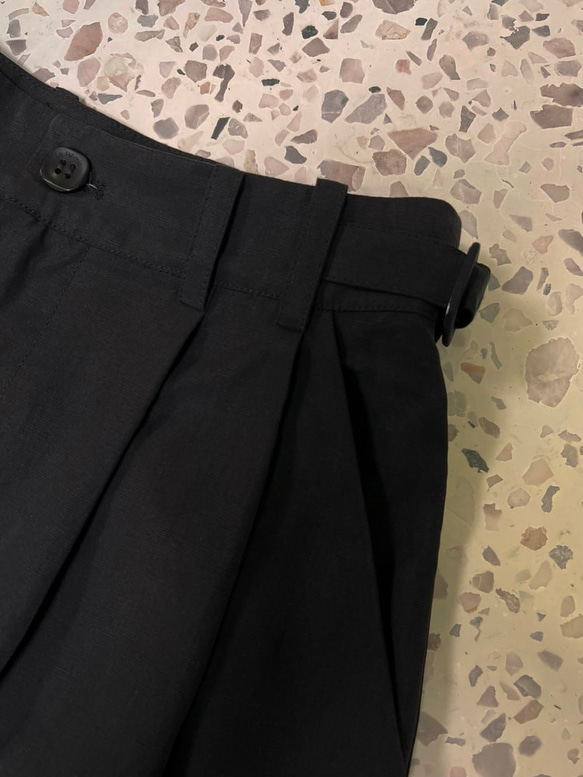 雙色高腰短褲-黑色|褲子|夏款|兩色|Sora-945 第20張的照片