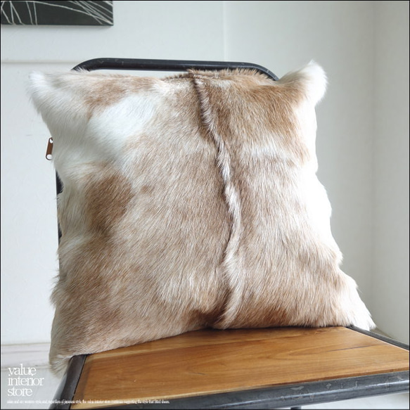 毛皮クッションカバー PUTI-5 ハラコ 天然皮革 ハンドメイド 正方形 北欧 本皮 手作り レトロ調 エスニック 1枚目の画像