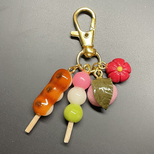 受注生産》桜餅の和菓子キーホルダー フェイクスイーツ キーホルダー
