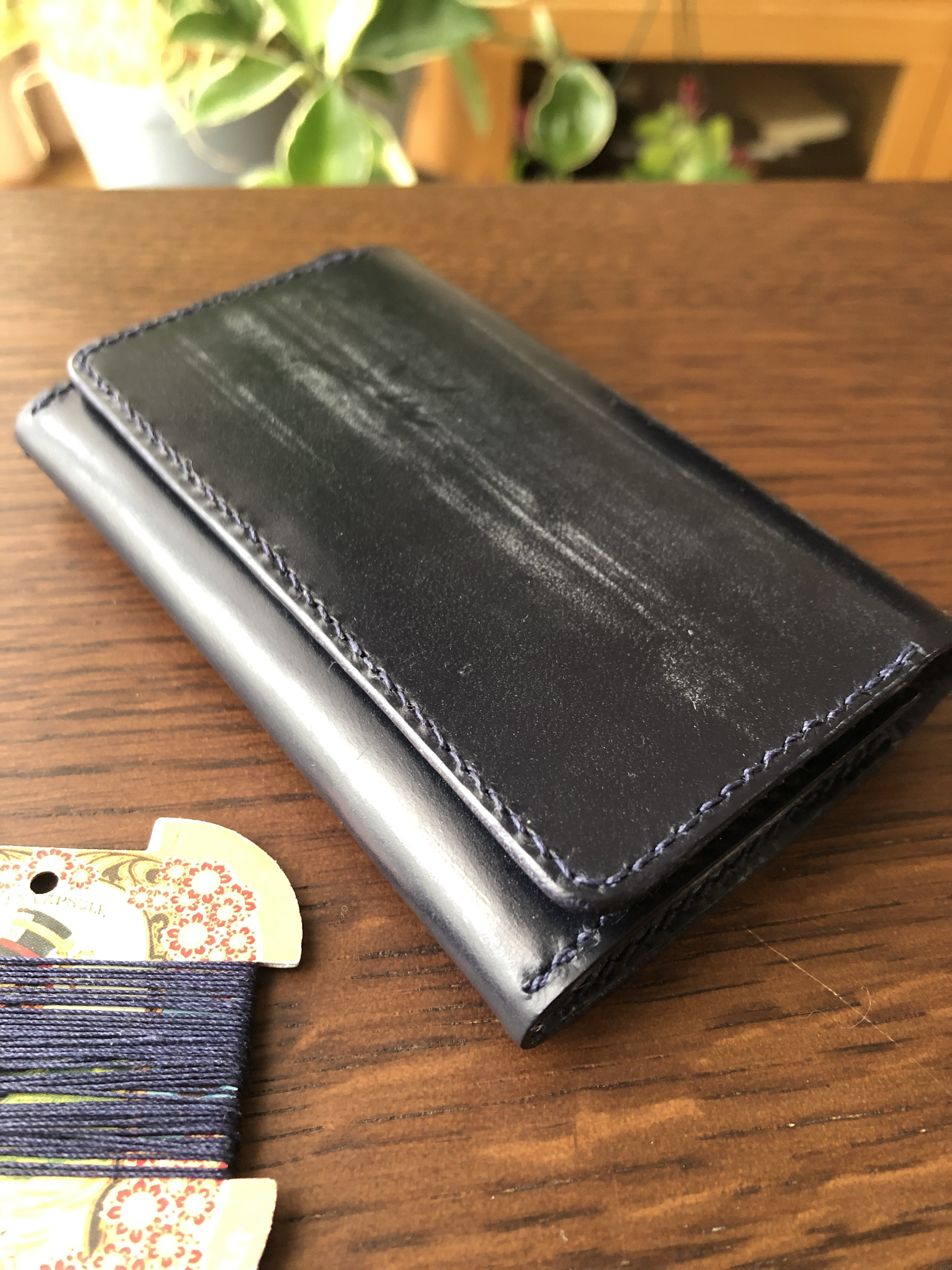 ブライドルレザー　名刺入れ　ネイビー