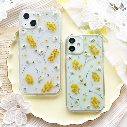 黄色のうさぎページ⭐︎押し花ケース yellow kasumi～ミモザとカスミソウ～ 押し花スマホケース