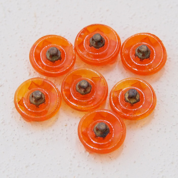【2個セット】ヴィンテージ チェコ クリアオレンジ ガラス ボタン 13㎜ 3枚目の画像