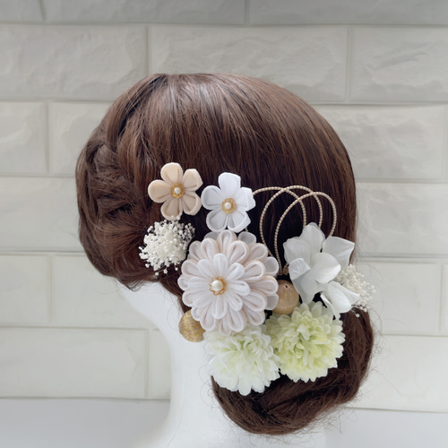 白＊華マム＊かすみ草❁振袖髪飾り【和 つまみ細工】結婚式・成人式