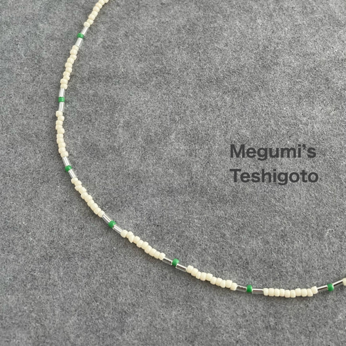 天然石とビーズのネックレス&ブレスレット（ミントグリーン） Amazon