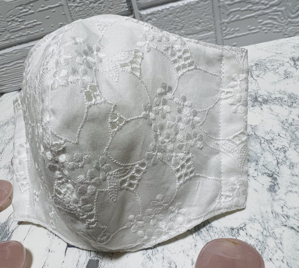【限量3件】繡球花刺繡面膜 乾淨清爽的3D布面面膜 可換面膜套 第4張的照片