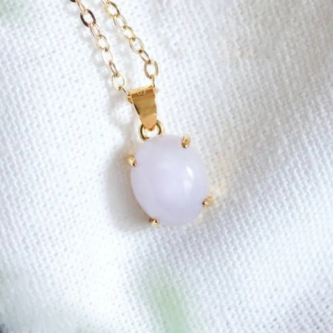 ネックレス 数珠 本翡翠 氷ヒスイ ラベンダー色 ツヤツヤ 誕生日プレゼント ネックレス 数珠 本翡翠 氷ヒスイ ラベンダー色 寒かっ ツヤツヤ