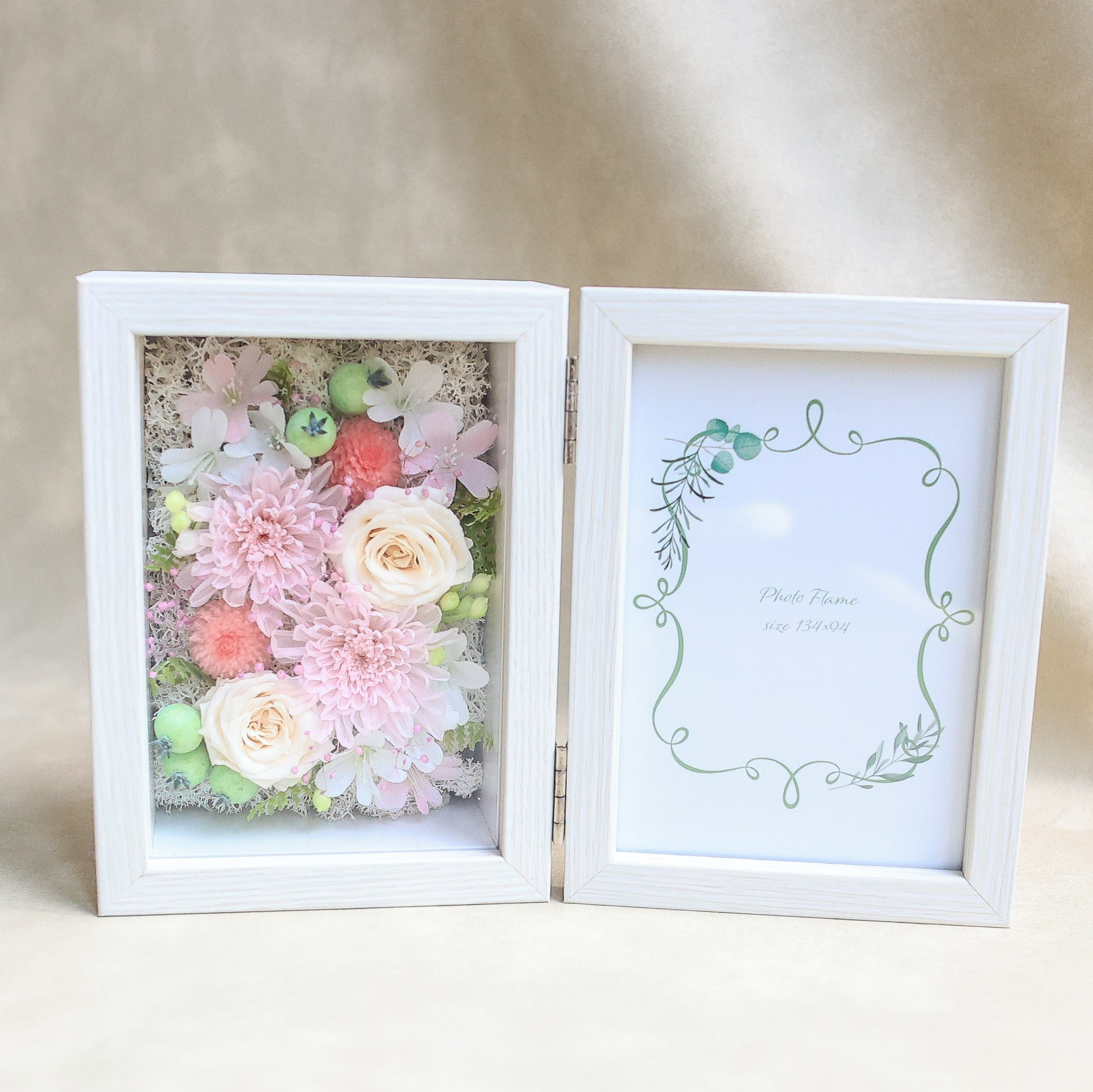 プリザーブドフラワーフォトフレーム「Souvenir」ソフトピンク 4,399円