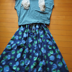 泡みたいなぽこぽこ水玉　ネイビー　シンプルギャザースカート☆フリーサイズ 8枚目の画像