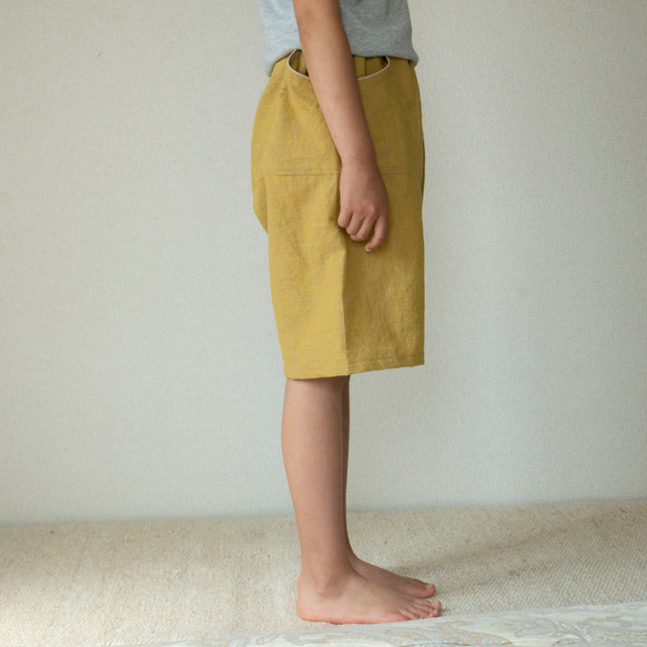 長く着れる子供服／黄緑のキュロットパンツ／ハーフパンツ／短パン／130cm〜150cm） 6枚目の画像