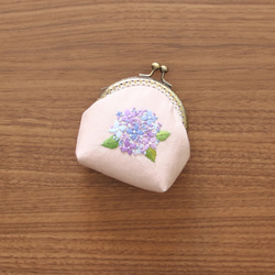紫陽花のがま口　手刺繍　 1枚目の画像