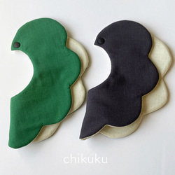 再販★水色ギンガムチェック×ミルク★ ハンドメイド　リバーシブル　スタイ ミシンステッチ刺繍のリバーシブルスタイ（ブルー＊パープル
