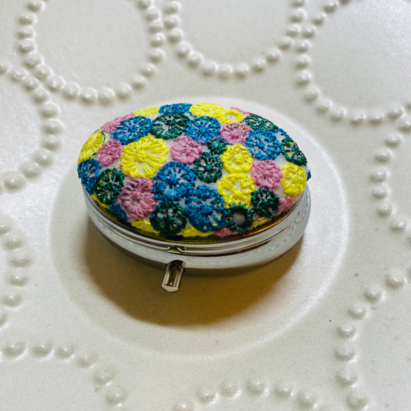 小物入れ、ピルケース（ミナペルホネン生地使用・ハンドメイド  