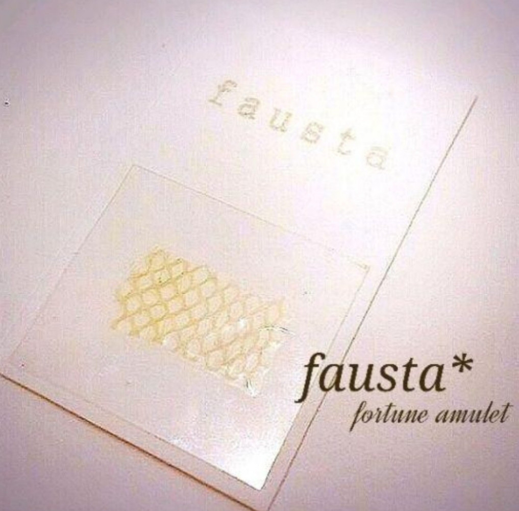 ◼蛇の抜け殻□ 白蛇皮 お守り□シンプル□オーダーにより在庫