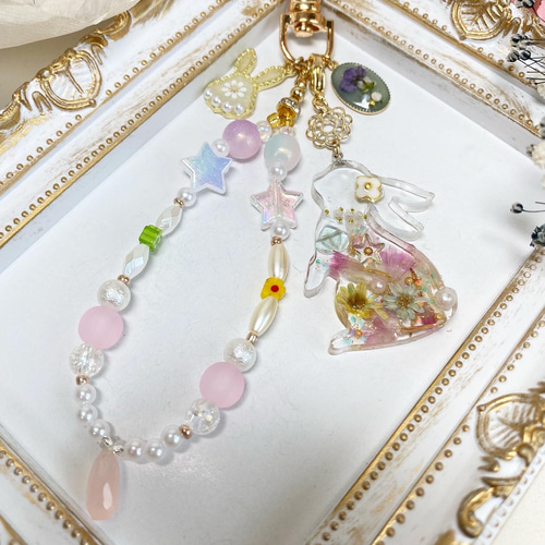 ウサギ レジン ピンク耳 薔薇 ハート 宝石イッパイ
