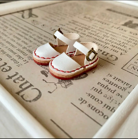 苺刻印 ネオブライス&ピュアニーモS ストラップサンダル 白 その他人形  