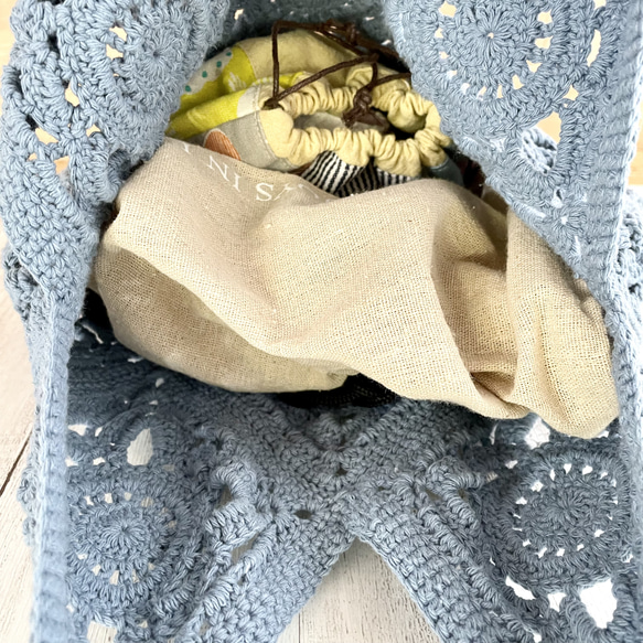 コットンモチーフ編み ✿✾ ジーンズブルー✿✾ ショルダーバッグ ✾✿ サブバッグ ✿✾ エコバッグ 6枚目の画像