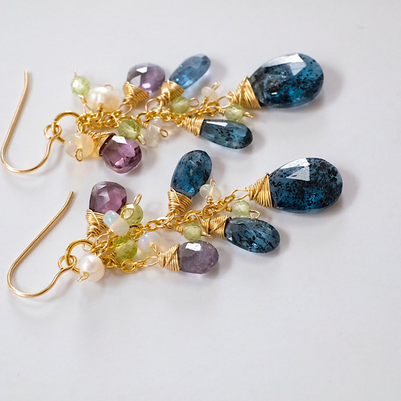 14kgfモスカイヤナイト・マルチカラースピネルピアス/イヤリング  