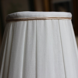 コットンリネンのキャッチ式 テーブルランプ用ランプシェード  /  プティブラン  /  ホワイト 3枚目の画像