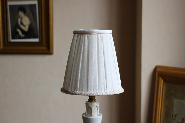 コットンリネンのキャッチ式 テーブルランプ用ランプシェード  /  プティブラン  /  ホワイト