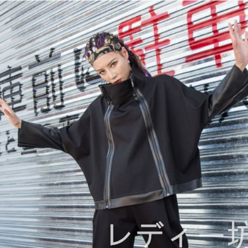 黒のパーカー 150cm 振り絞っ 