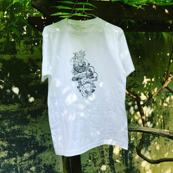 菌界エントランス Tシャツ　白 2枚目の画像
