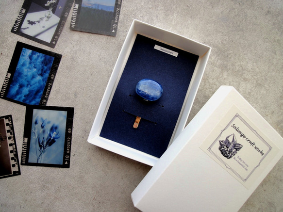 天然石のポニーフック ■  ブルーカイヤナイト ■ 選んで注文できるフリーシェイプタンブル　 3枚目の画像