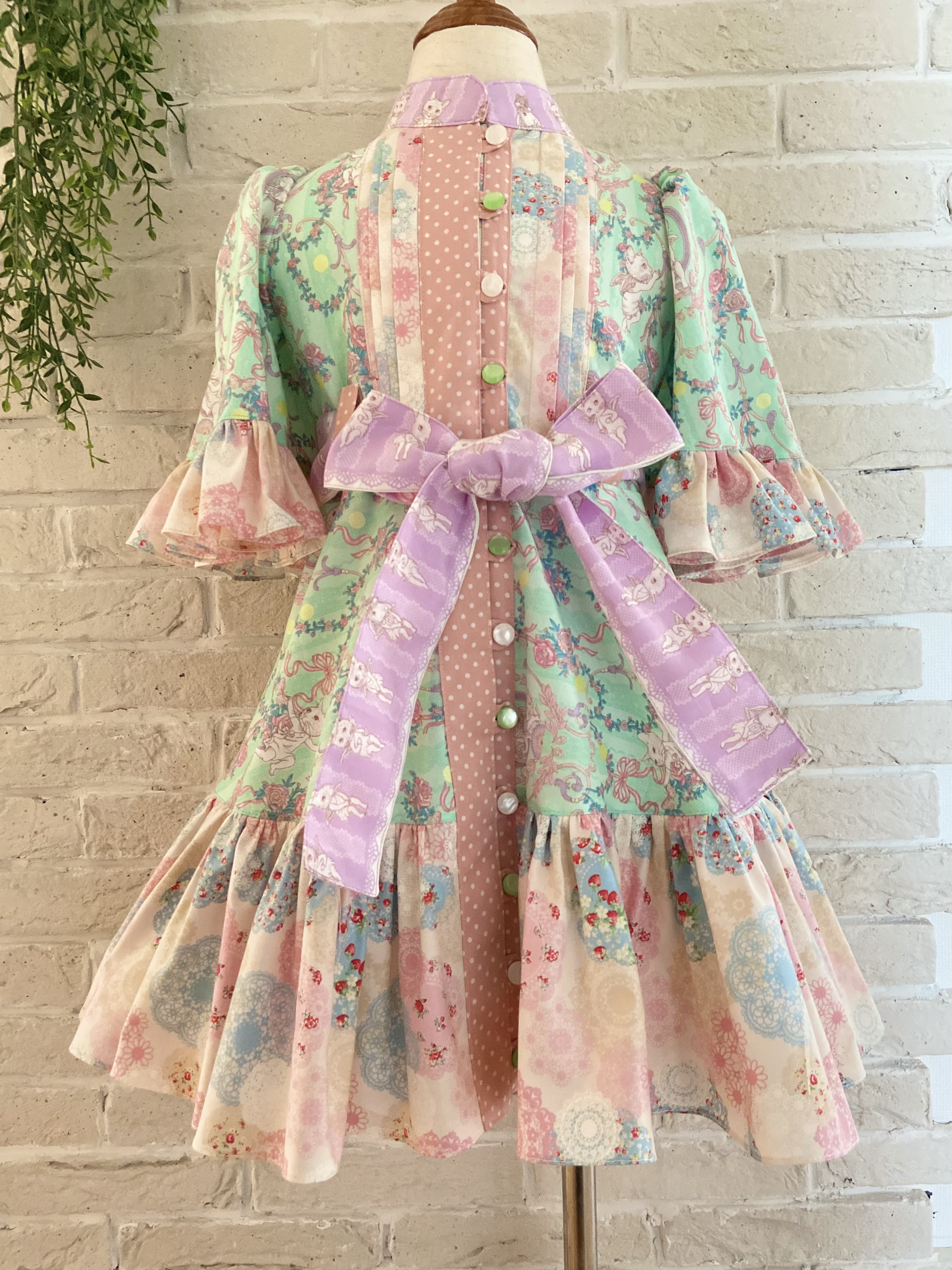 子供服　ジョリーフルール＆レースペーパー柄　ピンタックワンピースドレス　ライム 100サイズ　女の子服