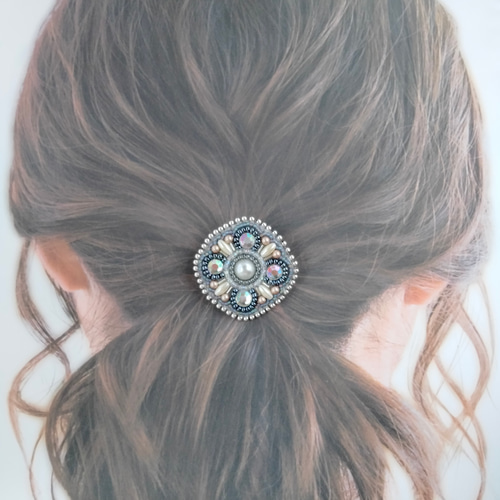 ＊ビジュービーズ刺繍ヘアゴム＊ ビジュー&ビーズ刺繍△幾何学模様ヘアゴム