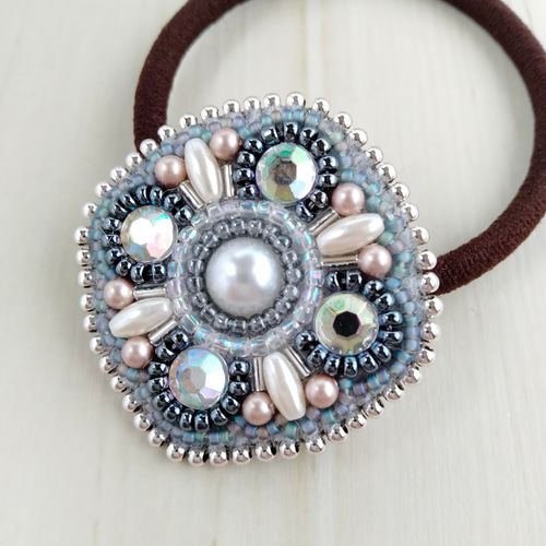 ＊ビジュービーズ刺繍ヘアゴム＊ ビジュービーズ刺繍ヘアゴム＊
