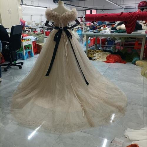 カラードレスシャンパン色 ソフトチュール ロングトレーン 取り外し  