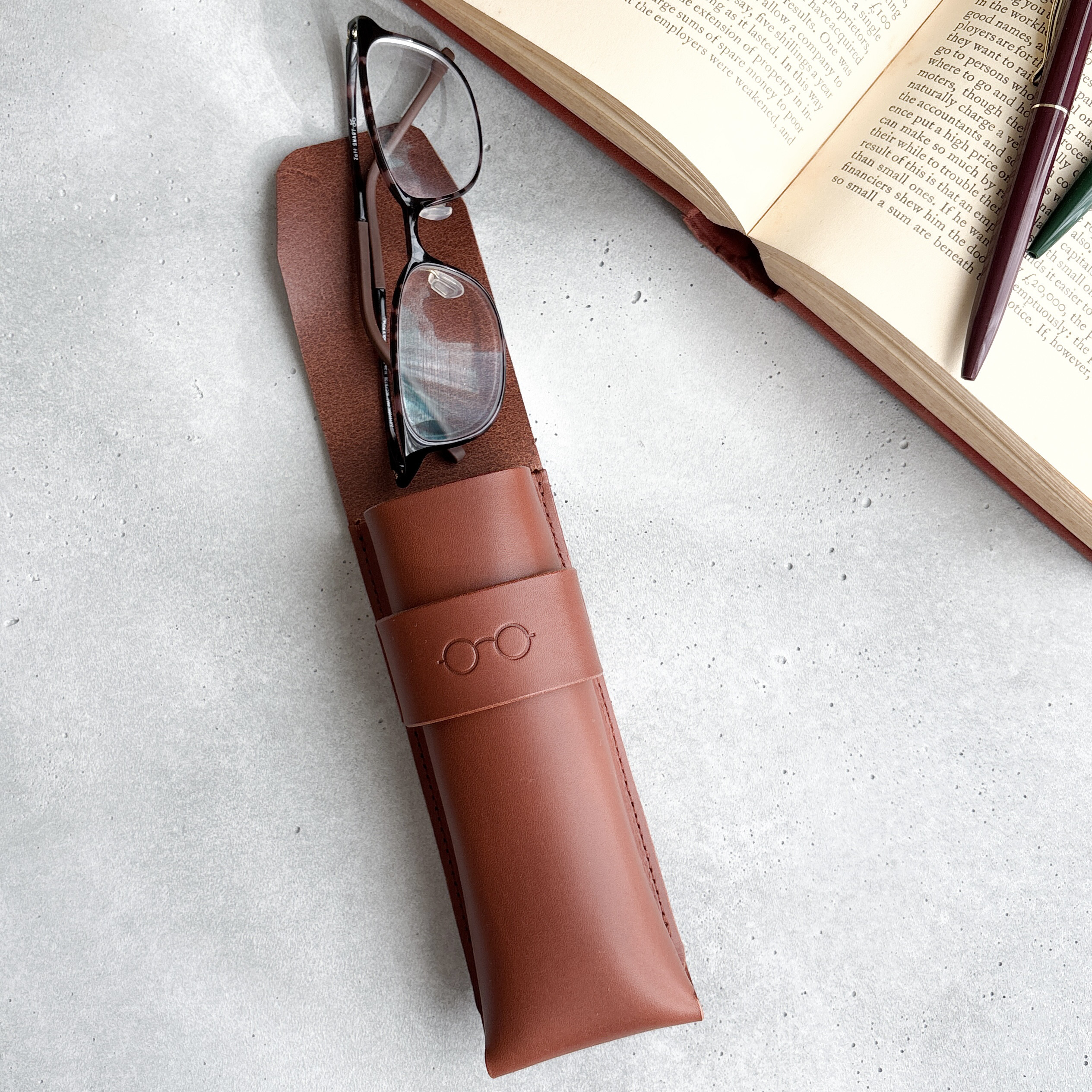 ″大人メガネケース″ チョコ　眼鏡ケース　　革　母の日　父の日
