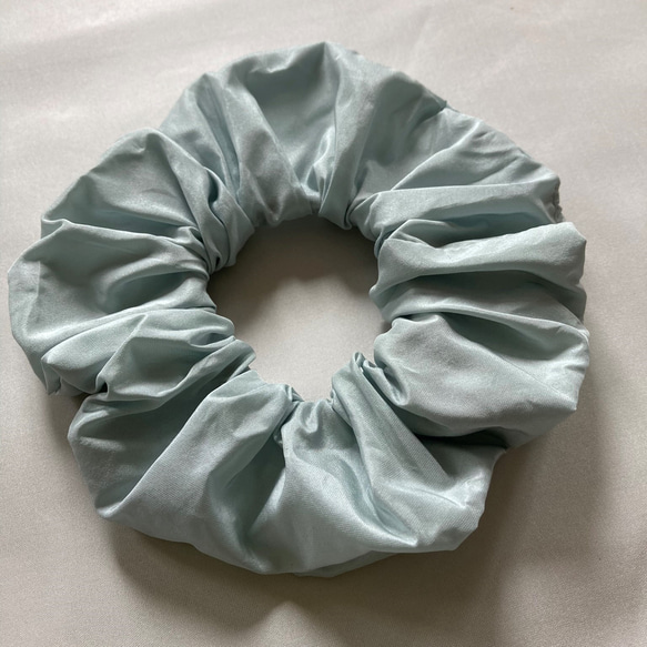 シルクタフタシュシュ〈ペールトーン・セラドン〉First川俣シルク プチギフト サスティナブル 1枚目の画像