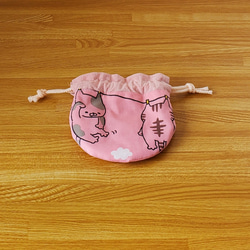【送料無料】ミニ巾着袋　お洗濯ねこ(ピンク) 2枚目の画像