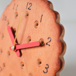 ビスケットの時計 置時計・壁掛け時計兼用タイプ　 9枚目の画像