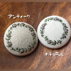 アンティーク【ローズマリー 】  刺繍ブローチ 38mm シンプル 9枚目の画像