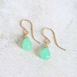 クリソプレーズの一粒ピアス｜chrysoprase 2枚目の画像