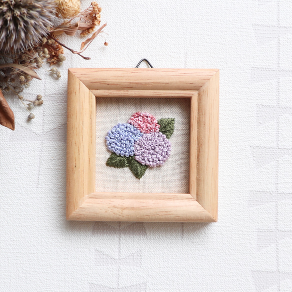 刺繍ミニフレーム＊紫陽花 タペストリー・壁掛け 刺繍雑貨・布