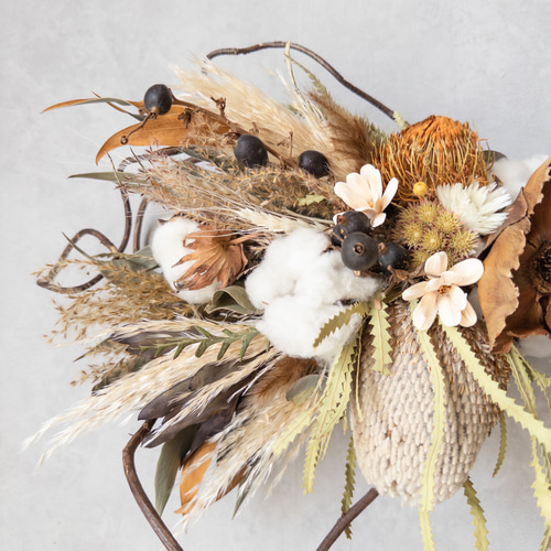 ドライフラワーの壁掛けアレンジメント/壁飾り/横長スワッグ