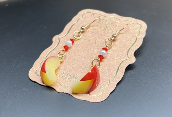 《受注生産》うさぎリンゴのピアス　フェイクスイーツ 8枚目の画像